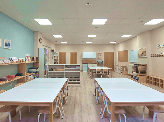 La EDUCACIÓN CÓSMICA es la base sobre la que se construye el aprendizaje en un ambiente Montessori de Taller.